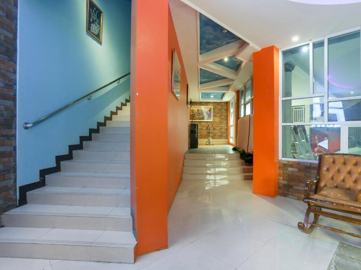 Oyo Life 3520 Indoniaga Palace Tangerang Zewnętrze zdjęcie