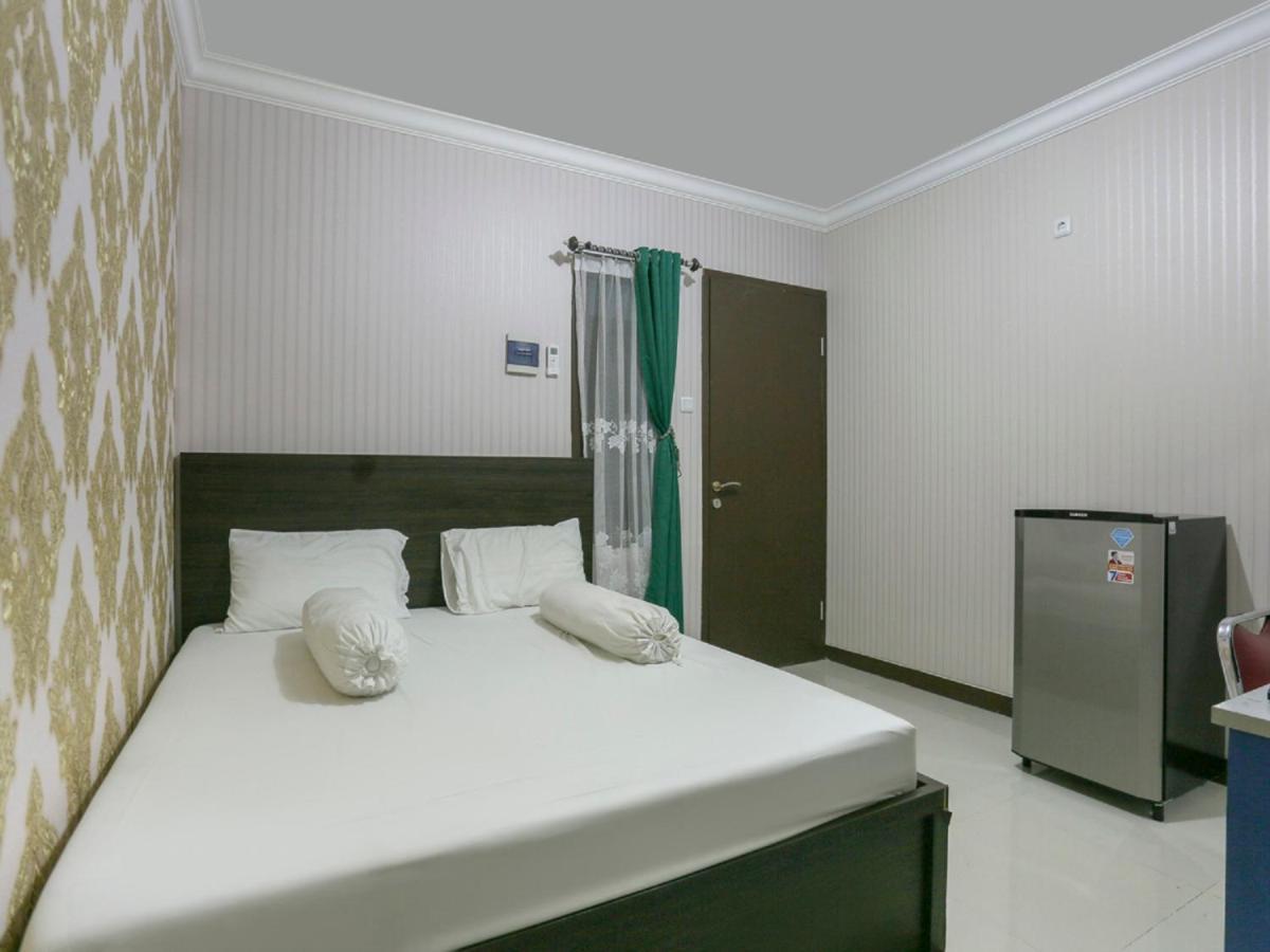 Oyo Life 3520 Indoniaga Palace Tangerang Zewnętrze zdjęcie
