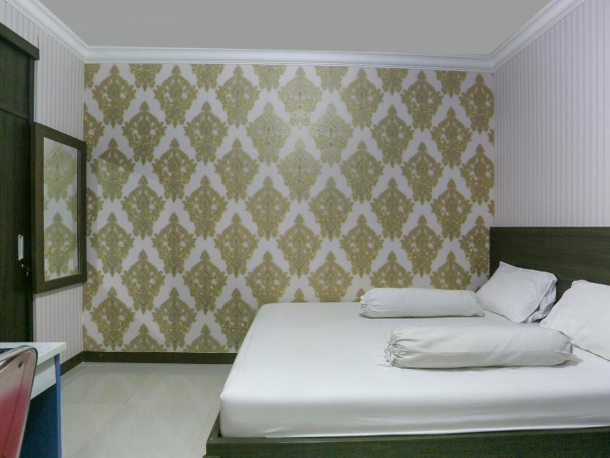 Oyo Life 3520 Indoniaga Palace Tangerang Zewnętrze zdjęcie