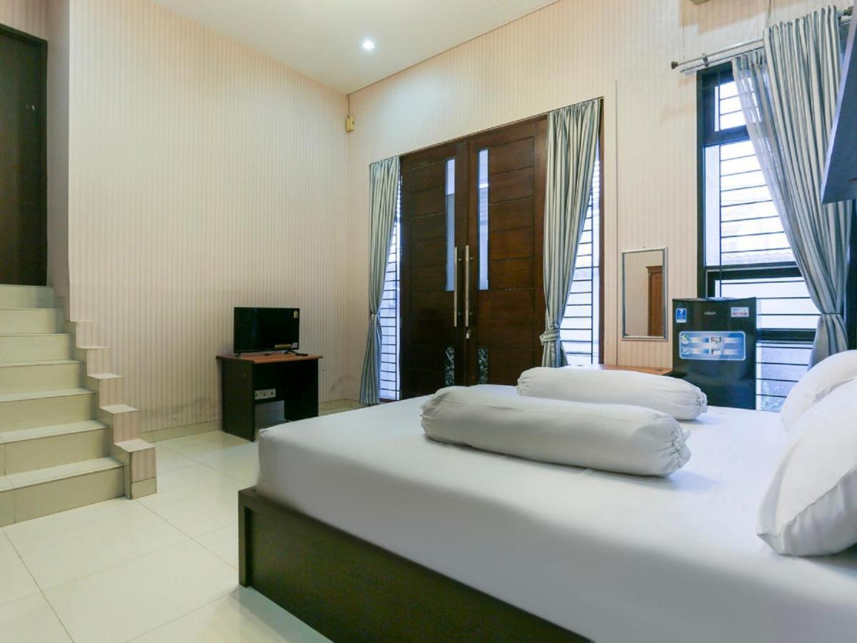 Oyo Life 3520 Indoniaga Palace Tangerang Zewnętrze zdjęcie